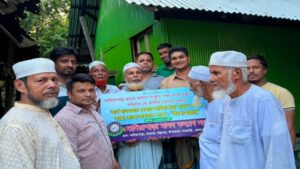 শাহরাস্তিতে অসহায় প্রতিবন্ধী পরিবারের মাথা গোঁজার ঠাঁই করে দিল দাদিয়াপাড়া মানব কল্যাণ সংস্থা