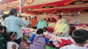 চাঁদপুরের বাগাদী সরকারি প্রাথমিক বিদ্যালয়ের প্রধান শিক্ষককে অশ্রুসিক্ত বিদায়