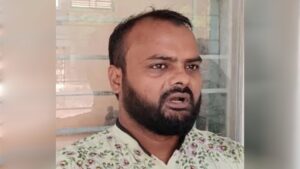 ফরিদগঞ্জে ৮ মাসে মাত্র ২ দিন কর্মস্থলে উপস্থিতির অভিযোগ প্রভাষকের বিরুদ্ধে