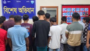 কিশোর অপরাধ রোধে শাহরাস্তি পুলিশের অভিযান, আটক ১৭