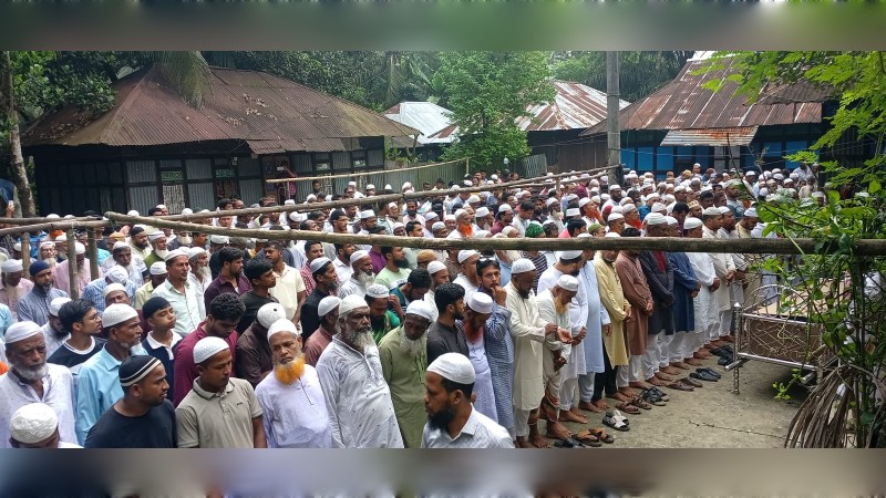 সড়ক দুর্ঘটনায় নিহত খাইরুজ্জামান পিপলের জানাজা সম্পন্ন