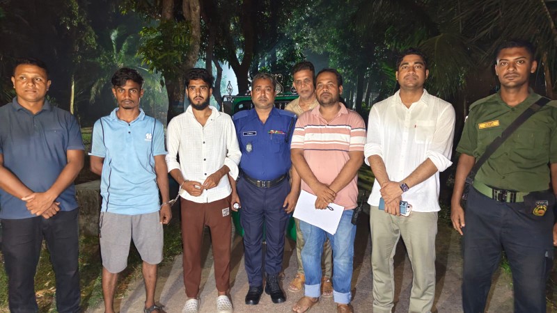 শাহরাস্তিতে মাদকবিরোধী অভিযানে দুইজনের ১৫ দিনের কারাদণ্ড