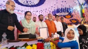 কচুয়ায় কৃতী শিক্ষার্থীদের সংবর্ধনা ও পুরস্কার বিতরণ